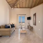 Luminus Arcus I Modern With A Private Pool! *