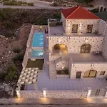 Luminus Arcus I Modern With A Private Pool! Villa