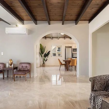 Luminus Arcus I Modern With A Private Pool! *