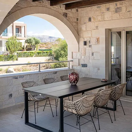 Luminus Arcus I Modern With A Private Pool! * Ханья