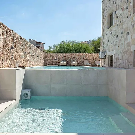 Luminus Arcus - Modern With A Private Pool! فيلة خانيا