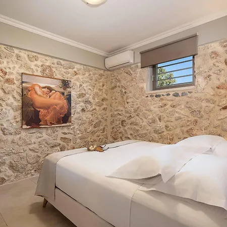 Luminus Arcus - Modern With A Private Pool! فيلة خانيا