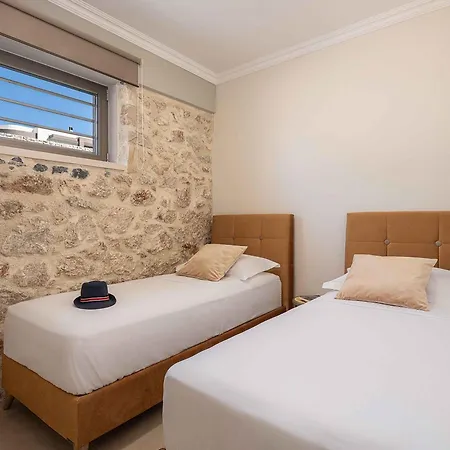 فيلة Luminus Arcus - Modern With A Private Pool! خانيا