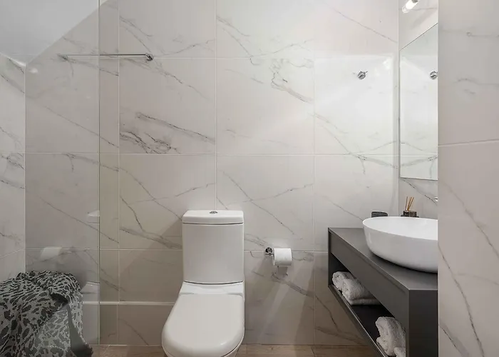 Luminus Arcus I Modern With A Private Pool! Willa