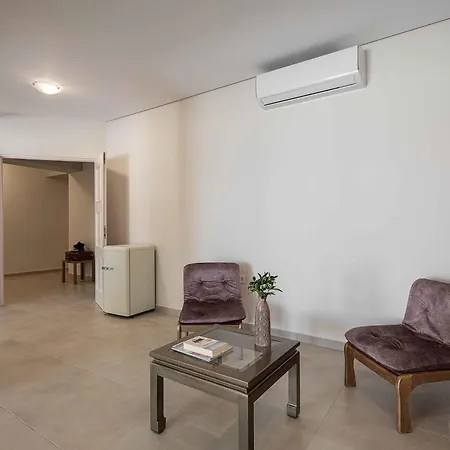 Luminus Arcus I Modern With A Private Pool!