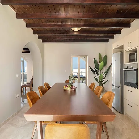 Villa Luminus Arcus I Modern With A Private Pool!